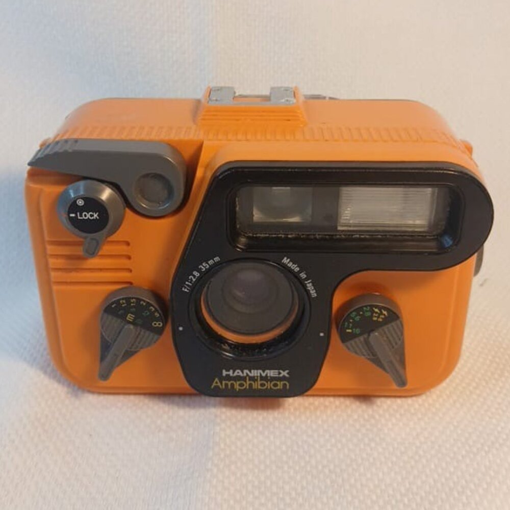 HANIMEX AMPHIBIAN 35 MM UNDERWATER CAMERA. NOT TESTED
